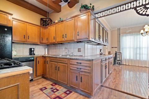 215 E 7th St, Mount Carmel, IL 62863 photo 15