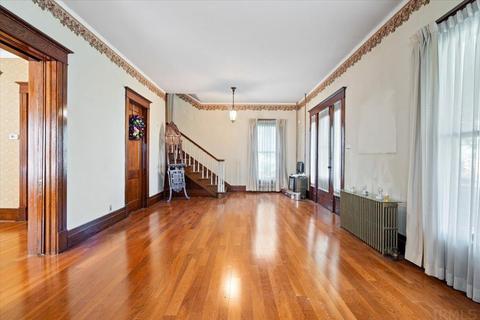 215 E 7th St, Mount Carmel, IL 62863 photo 10
