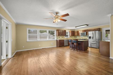 619 E 3rd St, Warren, IN 46792 photo 11
