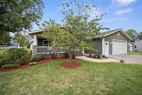 619 E 3rd St, Warren, IN 46792 photo 4