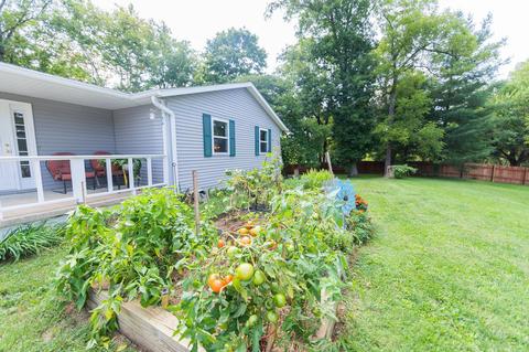 381 W Sample Rd, Bloomington, IN 47404 photo 19
