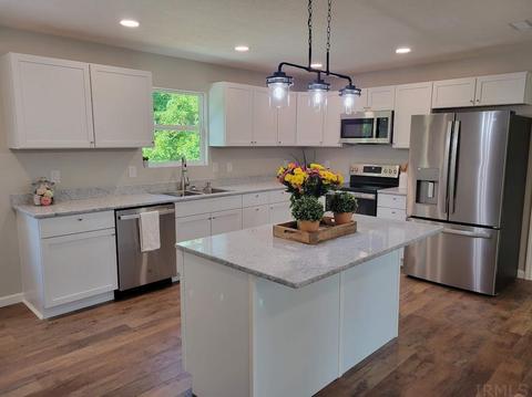 1118 W Hazel St, Mitchell, IN 47446 photo 7