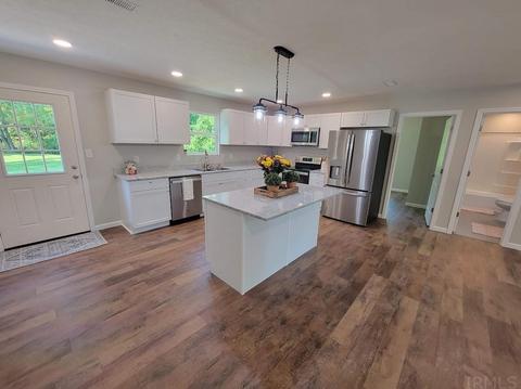 1118 W Hazel St, Mitchell, IN 47446 photo 8