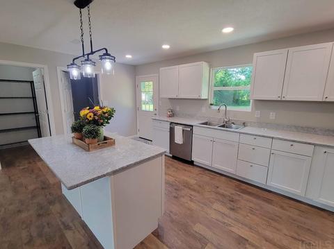 1118 W Hazel St, Mitchell, IN 47446 photo 10