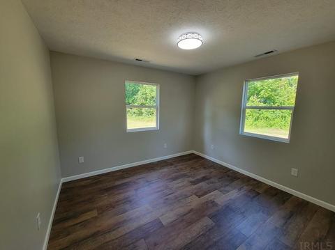 1118 W Hazel St, Mitchell, IN 47446 photo 14