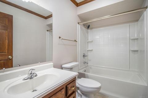 10119 Rain Drop Cir, Granger, IN 46530 photo 14