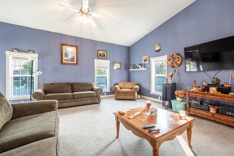 250 E Morse St, Markle, IN 46770 photo 2