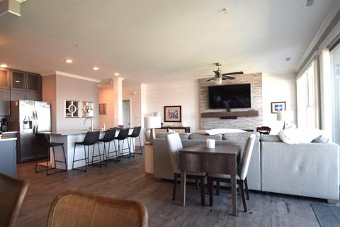 9042 E Hatchery Rd #5, Syracuse, IN 46567 photo 11