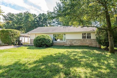 4210 E Deckard Dr, Bloomington, IN 47408 photo 1