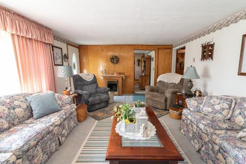 508 Howard Ct, Fairmount, IN 46928 photo 8