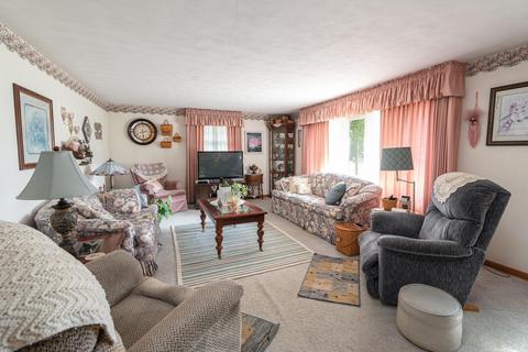 508 Howard Ct, Fairmount, IN 46928 photo 7