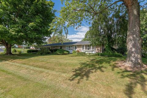508 Howard Ct, Fairmount, IN 46928 photo 2