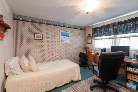 508 Howard Ct, Fairmount, IN 46928 photo 15