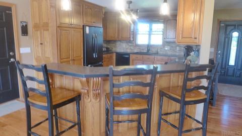 6877 N Kellerville Rd, Jasper, IN 47546 photo 3