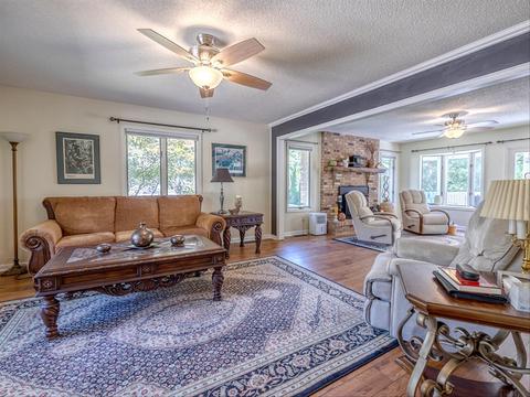 310 E Clover Ln, Bloomington, IN 47408 photo 5