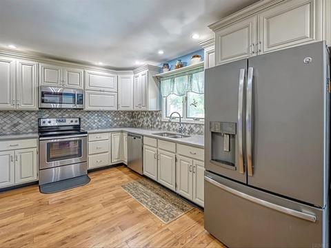 310 E Clover Ln, Bloomington, IN 47408 photo 14