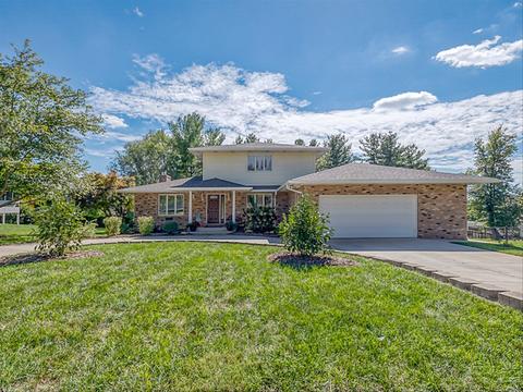 310 E Clover Ln, Bloomington, IN 47408 photo 1