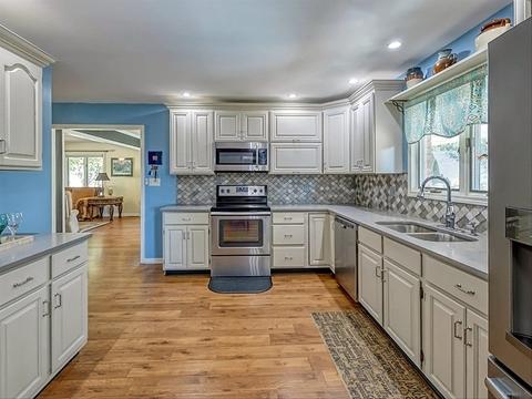 310 E Clover Ln, Bloomington, IN 47408 photo 11