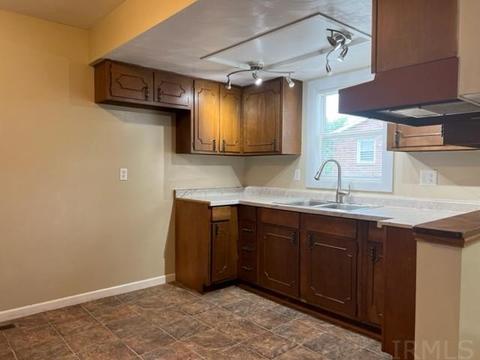8975 E 200 N, Marion, IN 46952 photo 11