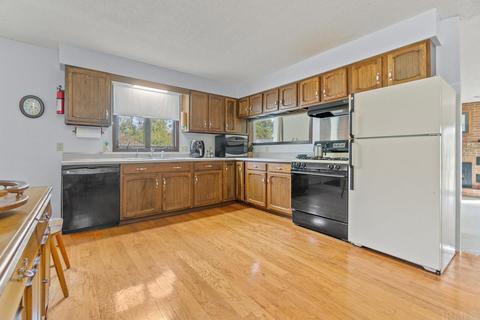 6860 E 100 N, Lagrange, IN 46761 photo 6