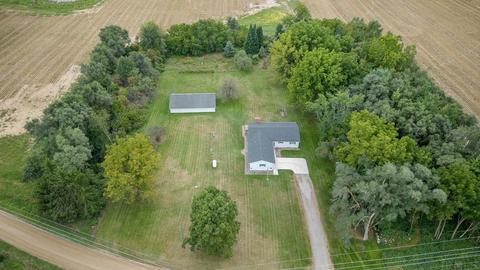 6860 E 100 N, Lagrange, IN 46761 photo 1
