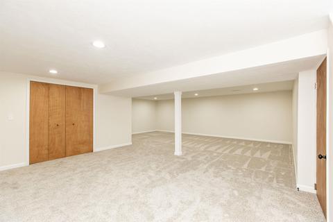 52484 Hickory Rd, Granger, IN 46530 photo 29