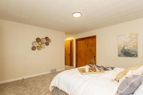 52484 Hickory Rd, Granger, IN 46530 photo 14