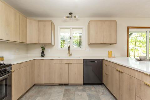 52484 Hickory Rd, Granger, IN 46530 photo 12