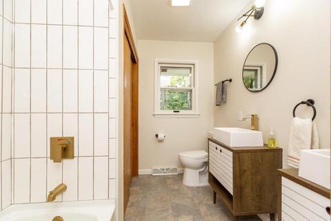 52484 Hickory Rd, Granger, IN 46530 photo 23