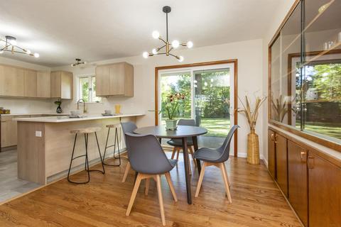 52484 Hickory Rd, Granger, IN 46530 photo 8