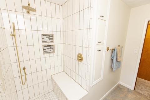52484 Hickory Rd, Granger, IN 46530 photo 17