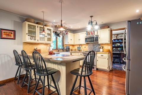 2742 E Buttonwood Ln, Bloomington, IN 47401 photo 4