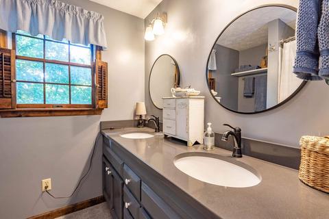 2742 E Buttonwood Ln, Bloomington, IN 47401 photo 23