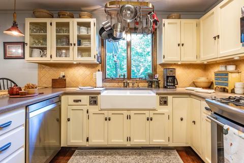 2742 E Buttonwood Ln, Bloomington, IN 47401 photo 5