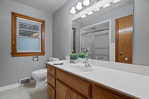 910 Schroeder Ave, Jasper, IN 47546 photo 13