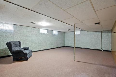 910 Schroeder Ave, Jasper, IN 47546 photo 18