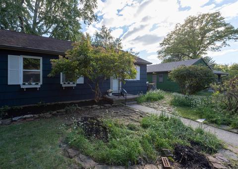 904 E Maxwell Ln, Bloomington, IN 47401 photo 3