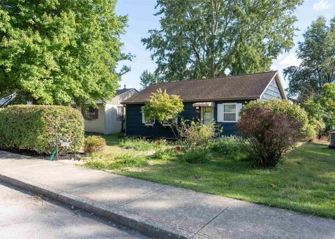 904 E Maxwell Ln, Bloomington, IN 47401 photo 4