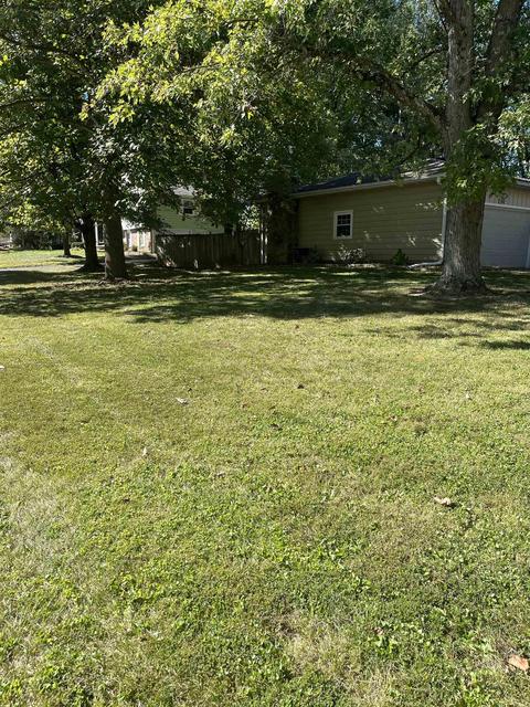 1002 E Allendale Dr, Bloomington, IN 47401 photo 3