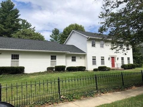 317 E Oliver Dr, Bloomington, IN 47408 photo 2