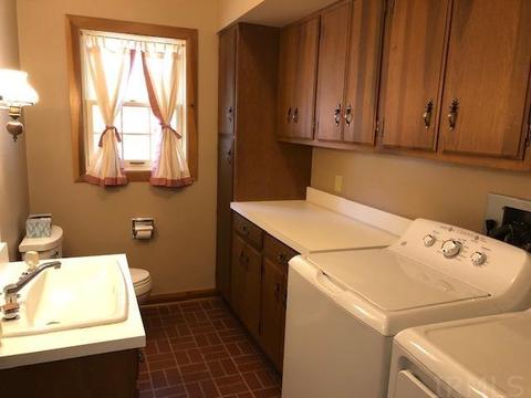 317 E Oliver Dr, Bloomington, IN 47408 photo 19