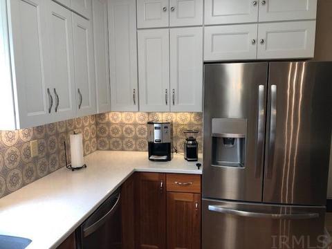 317 E Oliver Dr, Bloomington, IN 47408 photo 11