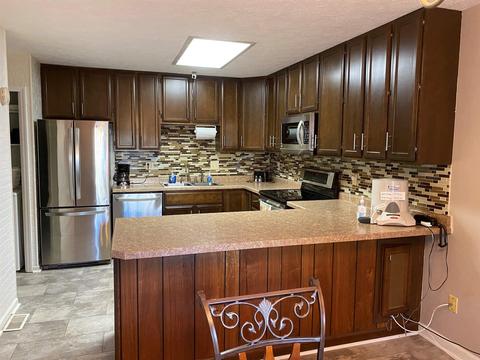 1006 E Commons Dr, Bloomington, IN 47401 photo 11
