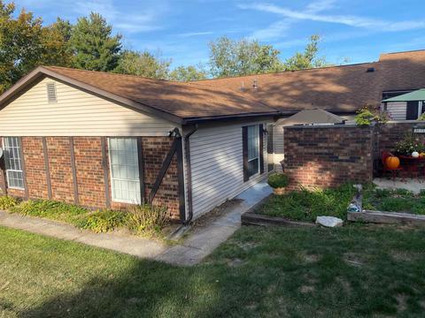 1006 E Commons Dr, Bloomington, IN 47401 photo 2
