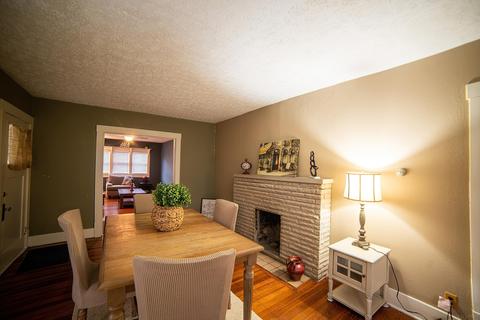 904 Teke Burton Dr, Mitchell, IN 47446 photo 5