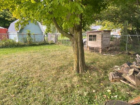 404 E Michael St, Fremont, IN 46737 photo 4