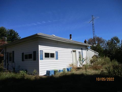 6997 W Pedora School Rd, Eckerty, IN 47116 photo 2