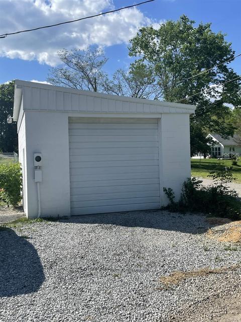210 Oolitic Rd, Bedford, IN 47421 photo 20