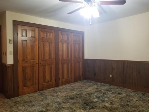 910 E Main St, Albion, IN 46701 photo 16