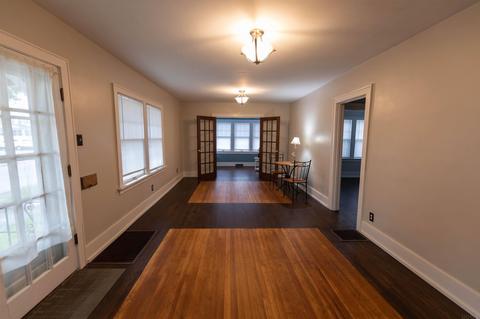 927 E Fox St, South Bend, IN 46613 photo 17